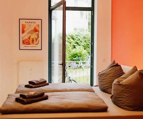 Design Apartment Stadtfeld-Ost Mit Netflix & 2 Schlafzimmern