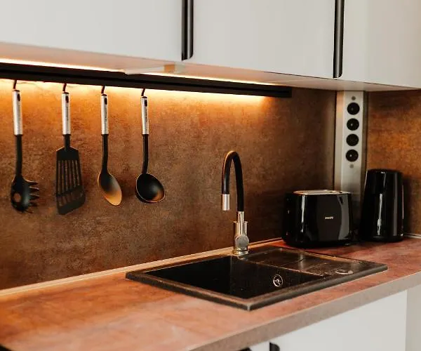 Design Apartment Stadtfeld-Ost Mit Netflix & 2 Schlafzimmern