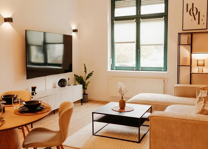Design Apartment Stadtfeld-Ost Mit Netflix & 2 Schlafzimmern